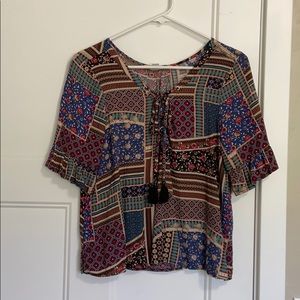 American Eagle Floral Pattern Top